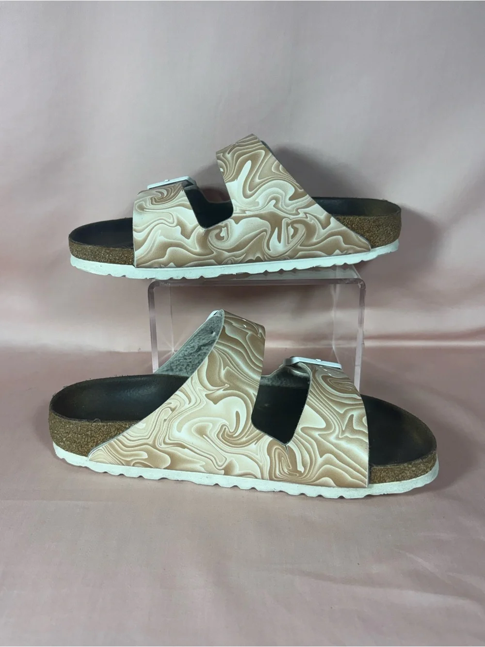 Birkenstock Arizona Birko-flor Marble Swirl Tan/White Sandals W's 38/US 7 - 7.5